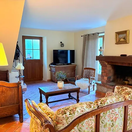 Maison De Campagne, Deux Chambres, Vue Sur Les Montagnes *